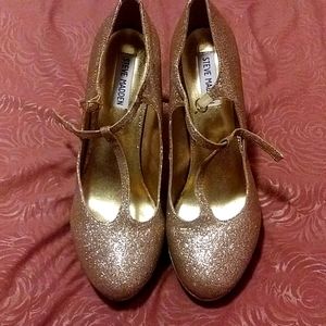 Steve Madden pumps